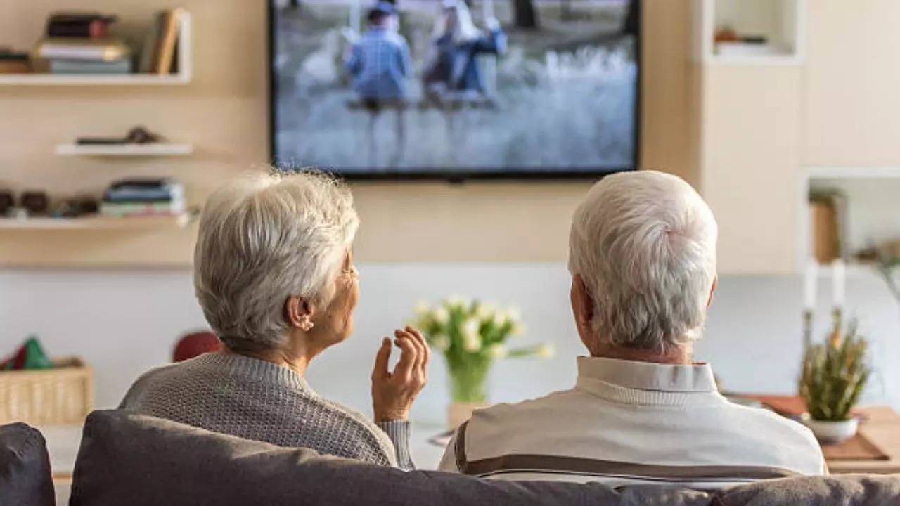 Tv addiction can rise your risk of dementia