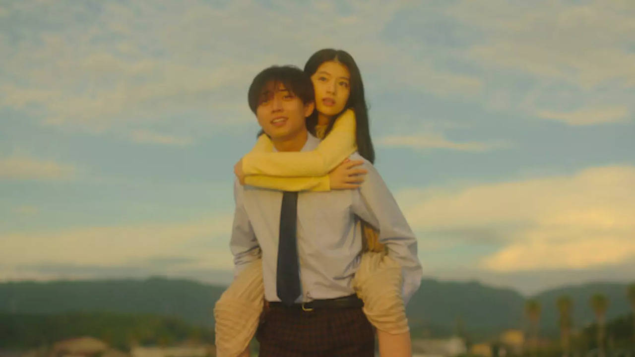 Japanese Drama Drawing Closer Is So Schmaltzy It Drowns In Pools Of Tears