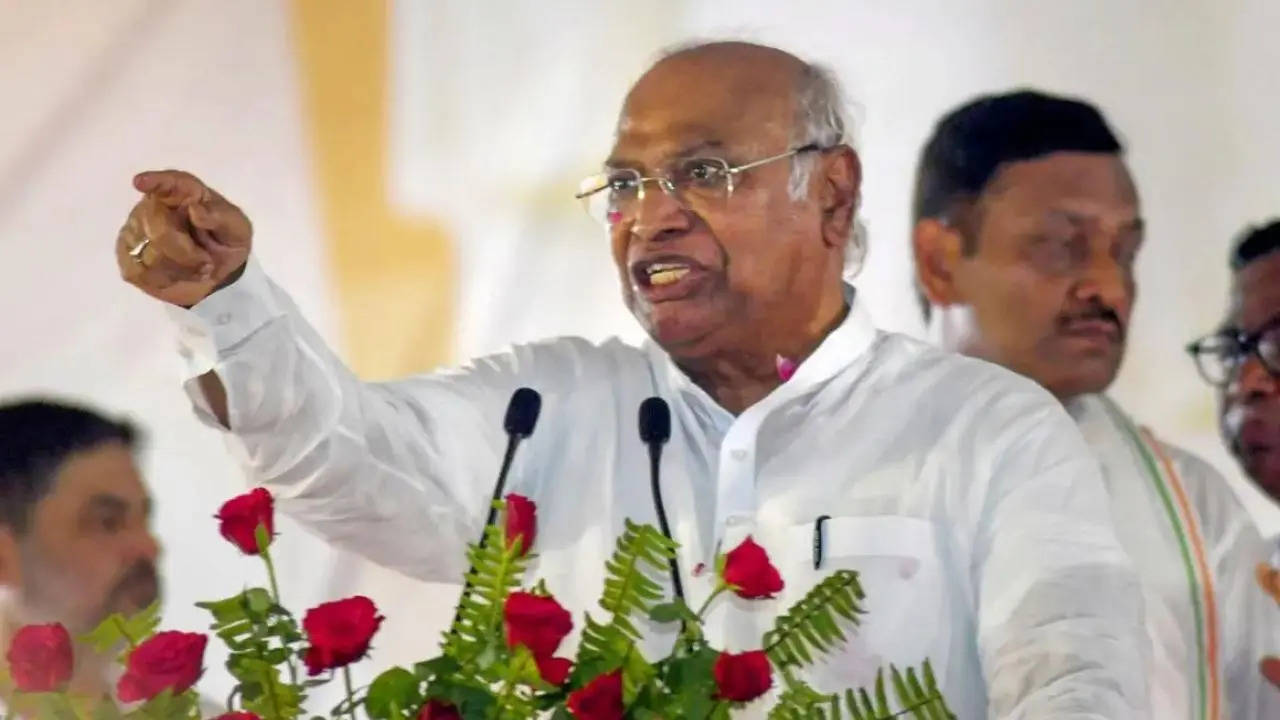 Mallikarjun Kharge took a dig at UPS