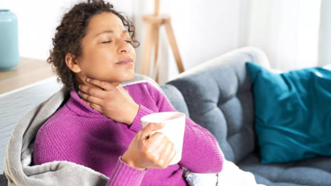 Having A Sore Throat? 7 Effective Natural Home Remedies May Help Alleviate Pain