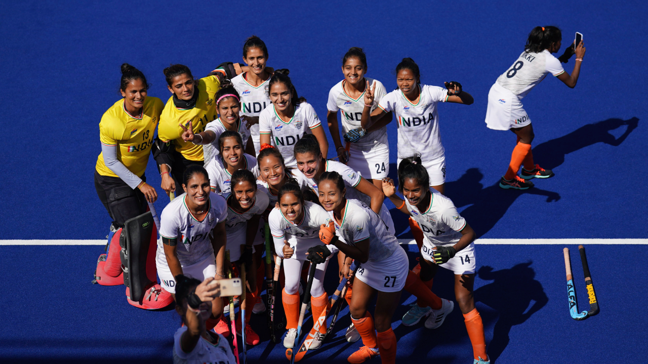 Indian women's hocket team bronze -AP