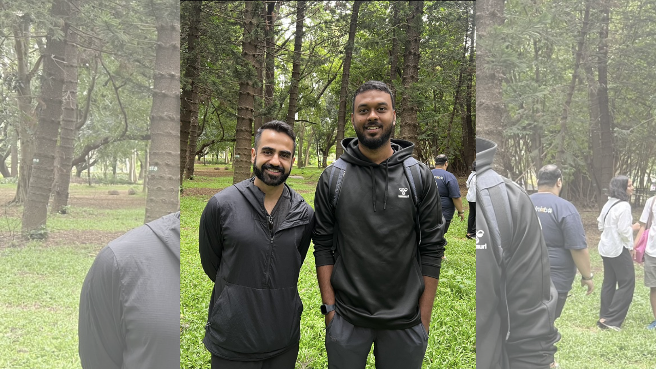 Bengaluru man meets Zerodha co-founder at Cubbon Park (Credits: Twitter/@aymensays)