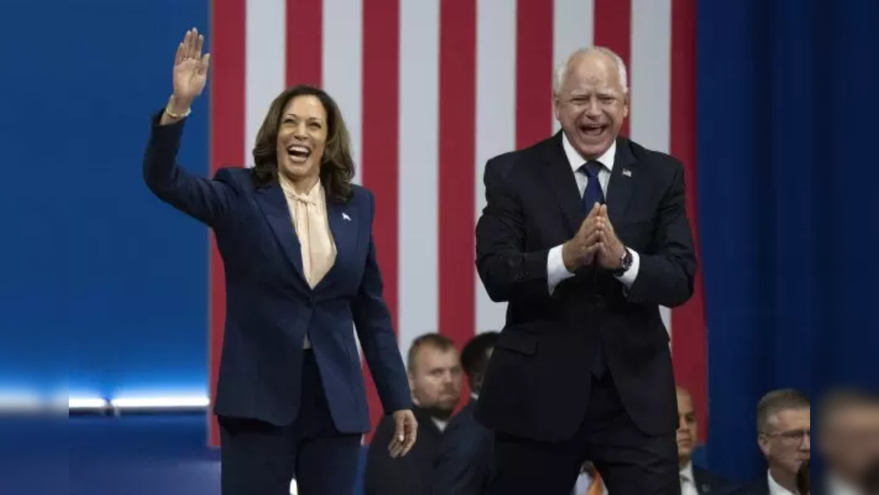 Kamala Harris And Tim Walz