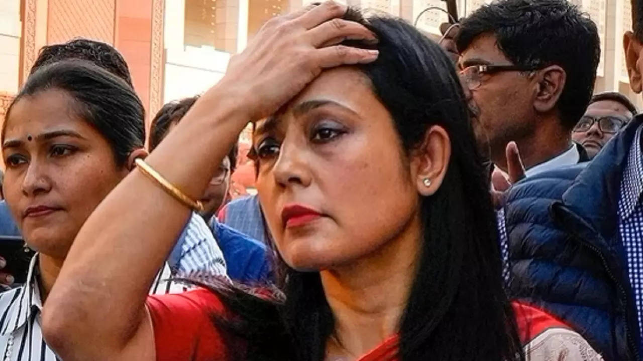 mahua moitra