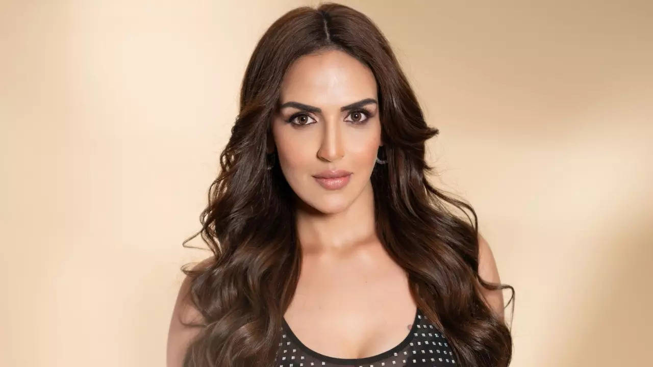 EXCLUSIVE! Esha Deol On 20 Years Of Dhoom