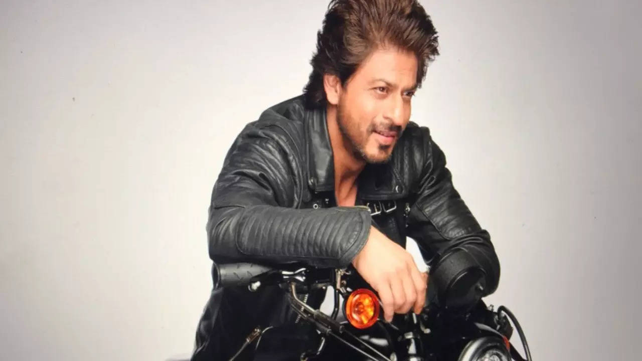 Dhoom 4 With Shah Rukh Khan, Demand Fans As YRF Celebrates 20 Years Of First Instalment