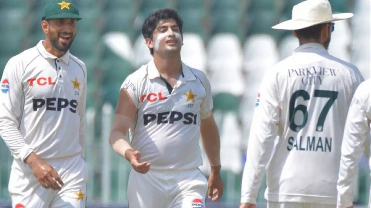 pakistan-fast-bowler-naseem-shah-criticised-for-his-bulging-belly-after-bangladesh-test-loss