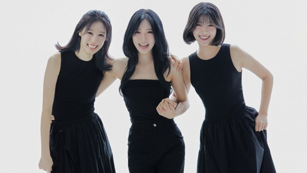 Former FIFTY FIFTY Members Saena, Sio And Ara File 300 Million Won Lawsuit Against ATTRAKT's CEO