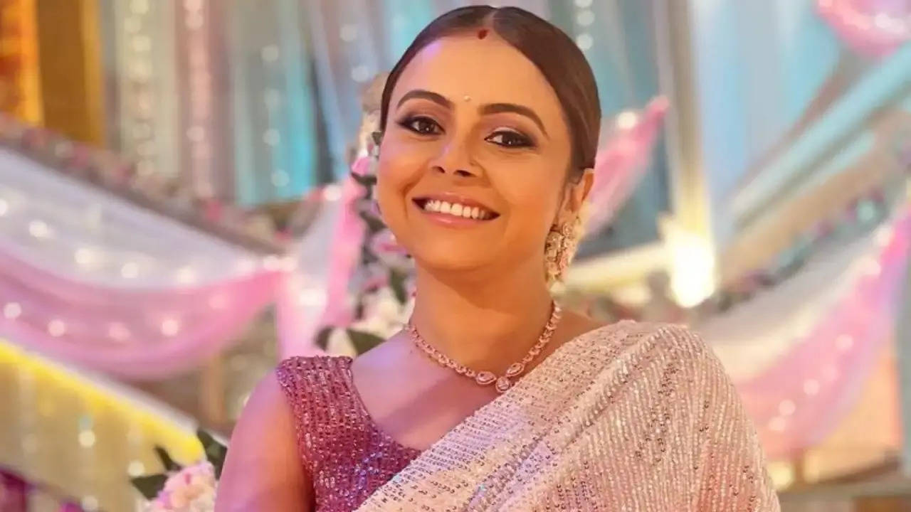 Devoleena Bhattacharjee SLAMS Journalist For Accusing Assam CM Of Inciting Hate Against Muslims