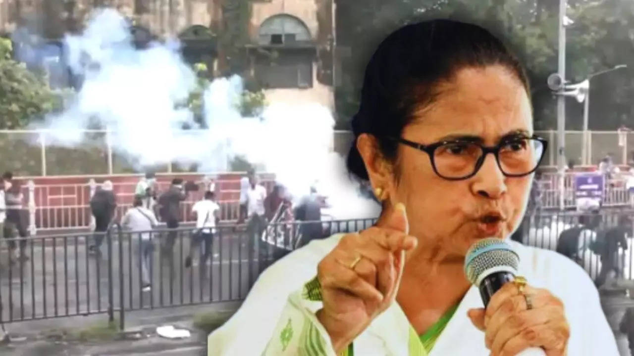 Mamata Banerjee attacks on BJP over TMCP foundation day meeting