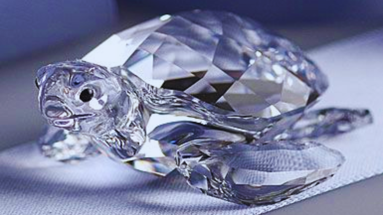 Vastu Tips: Where to Keep a Crystal Turtle in the Living Room for Maximum Benefits