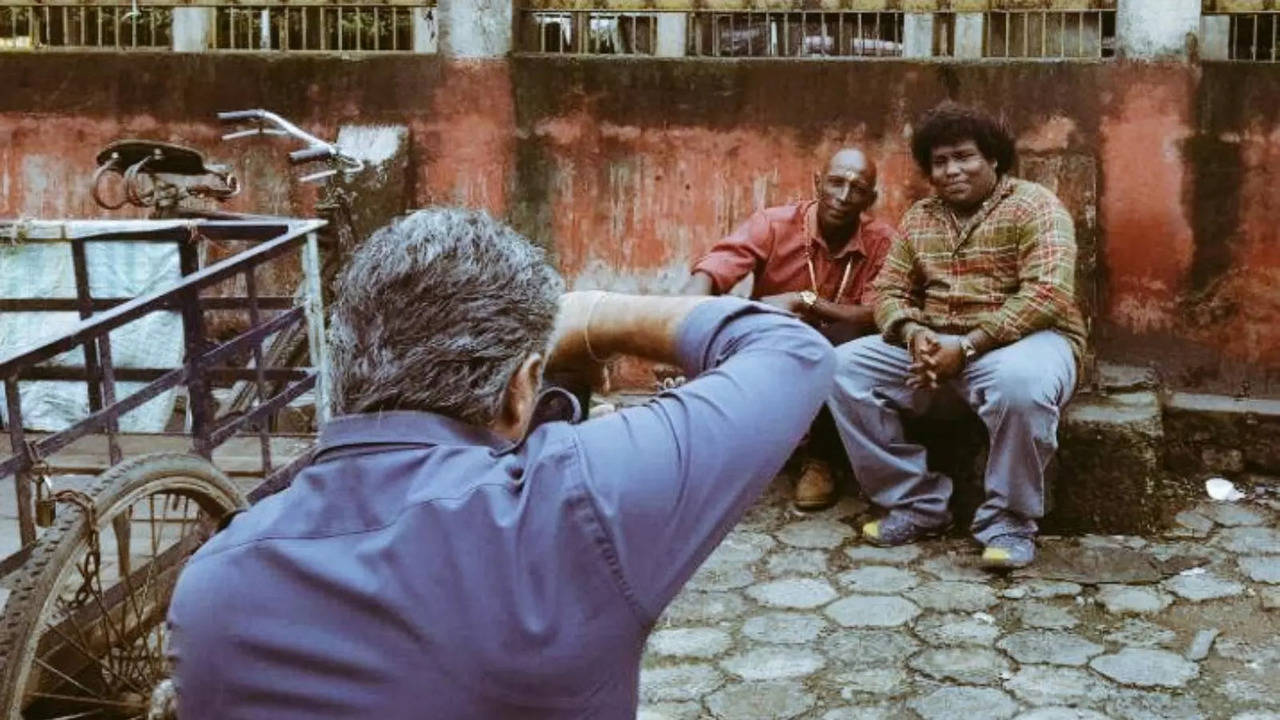 yogi babu refutes rumours of tiff with ajith kumar