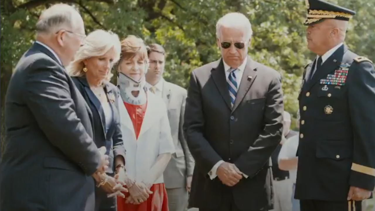 Biden's Arlington Cemetery Photo Surfaces Amid Donald Trump 'Fight' Row ...