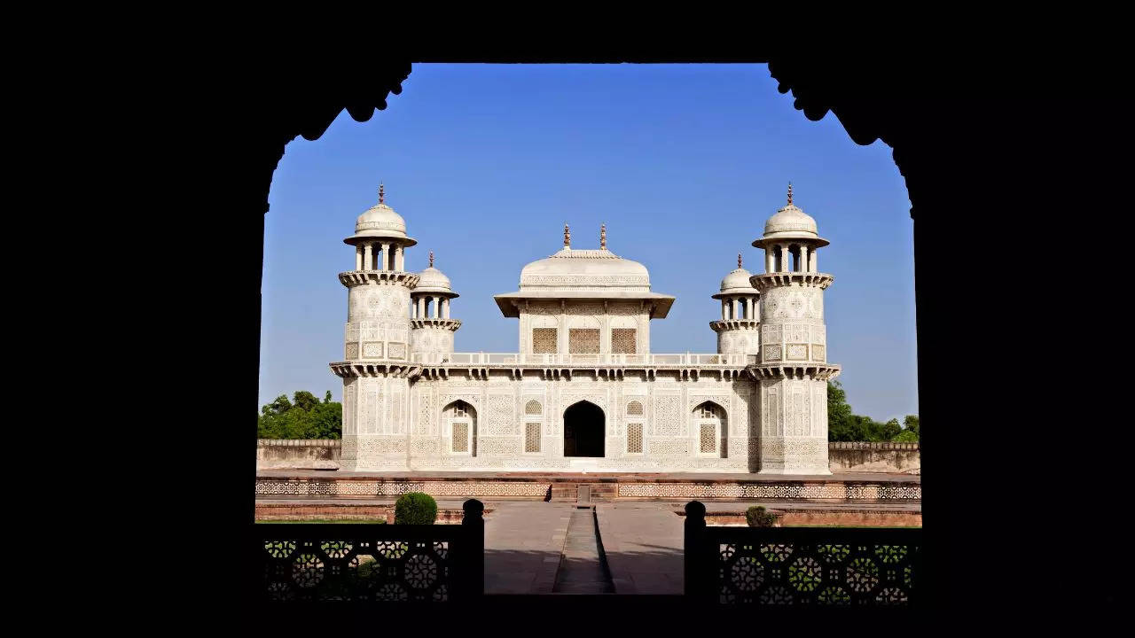 this monument in agra is often called ‘baby taj mahal’