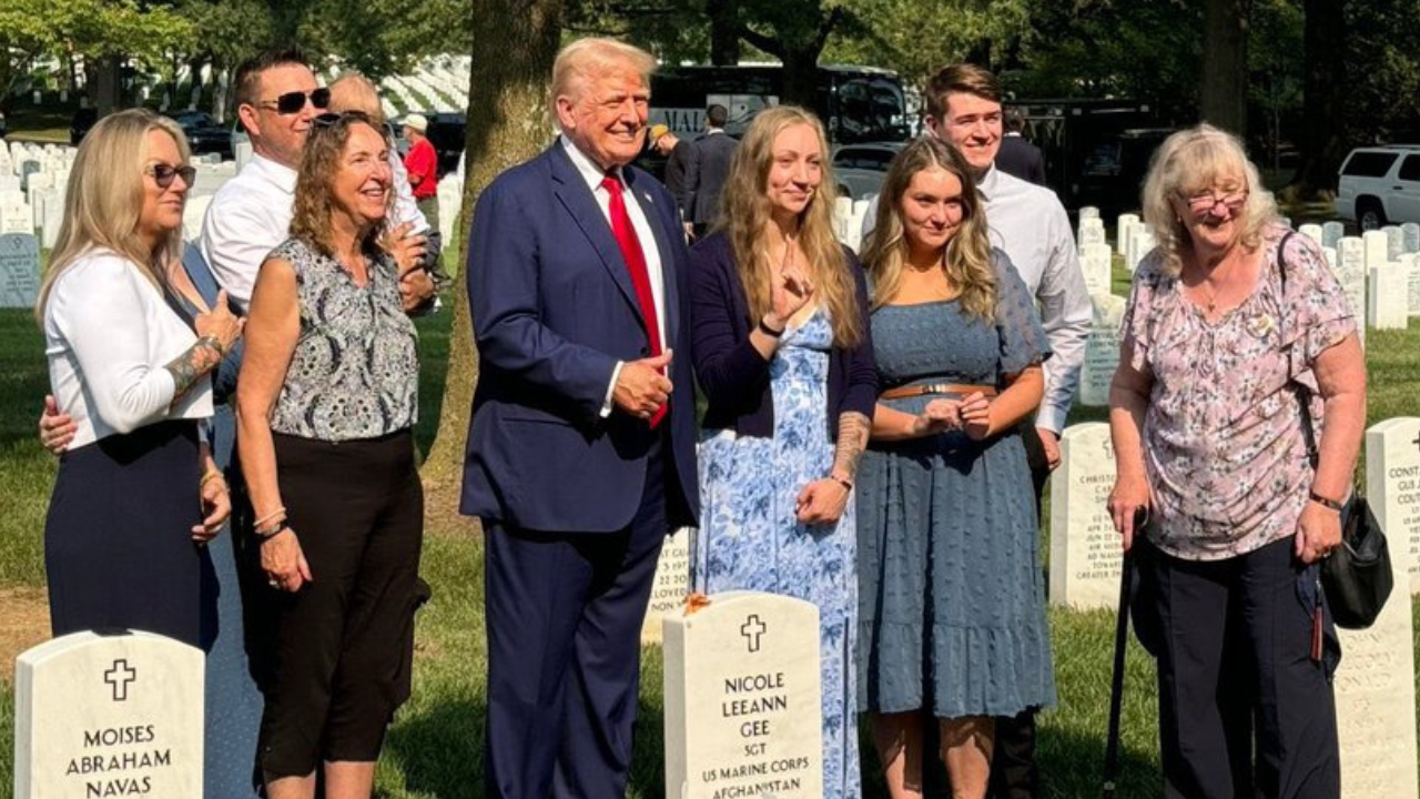 Trump At Arlington