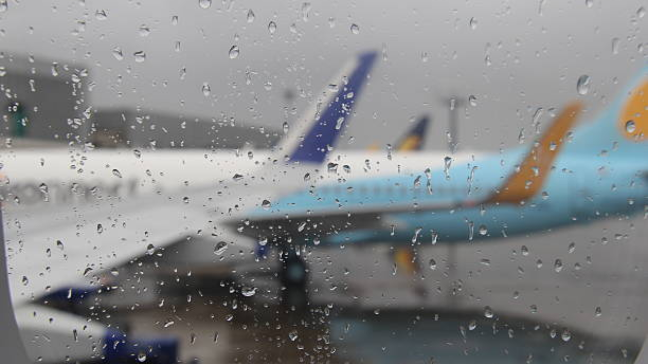 flight in rain ist