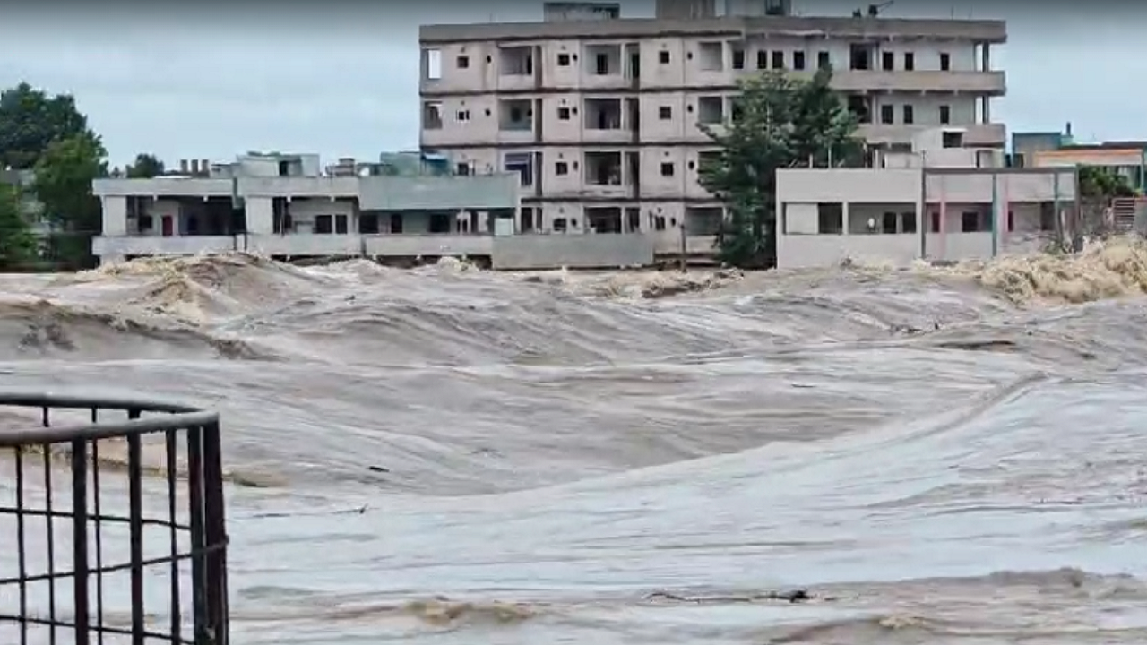 Torrential Rains In AP and Telangana