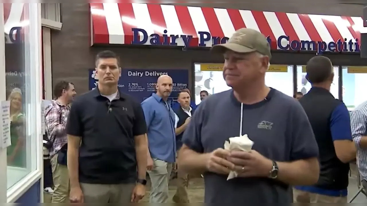 Tim Walz Serves Ice Cream