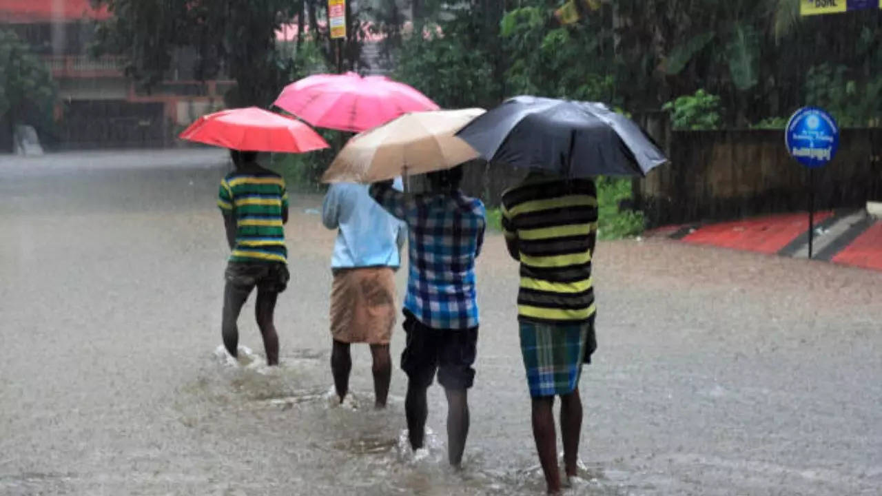 imd issues yellow alert for pune till sept 6 amid heavy rainfall in city; check 7-day forecast