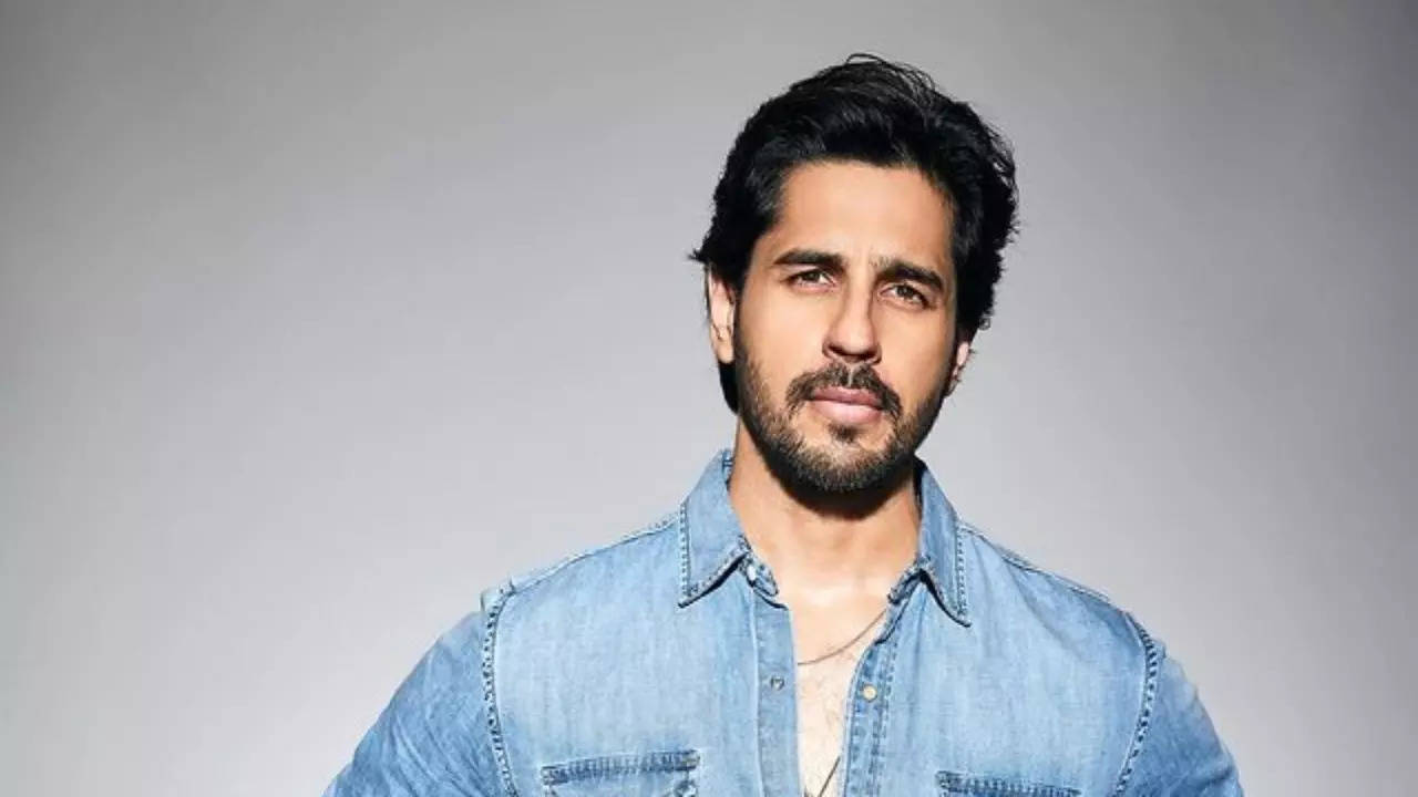 Has Sidharth Malhotra Quit Mitti For Race 4?