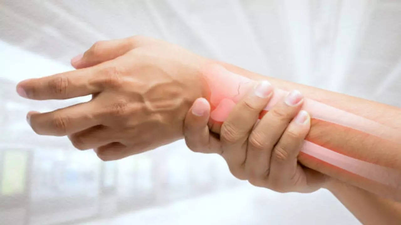 What Should You Do If Your Wrist Pain Lasts More Than A week