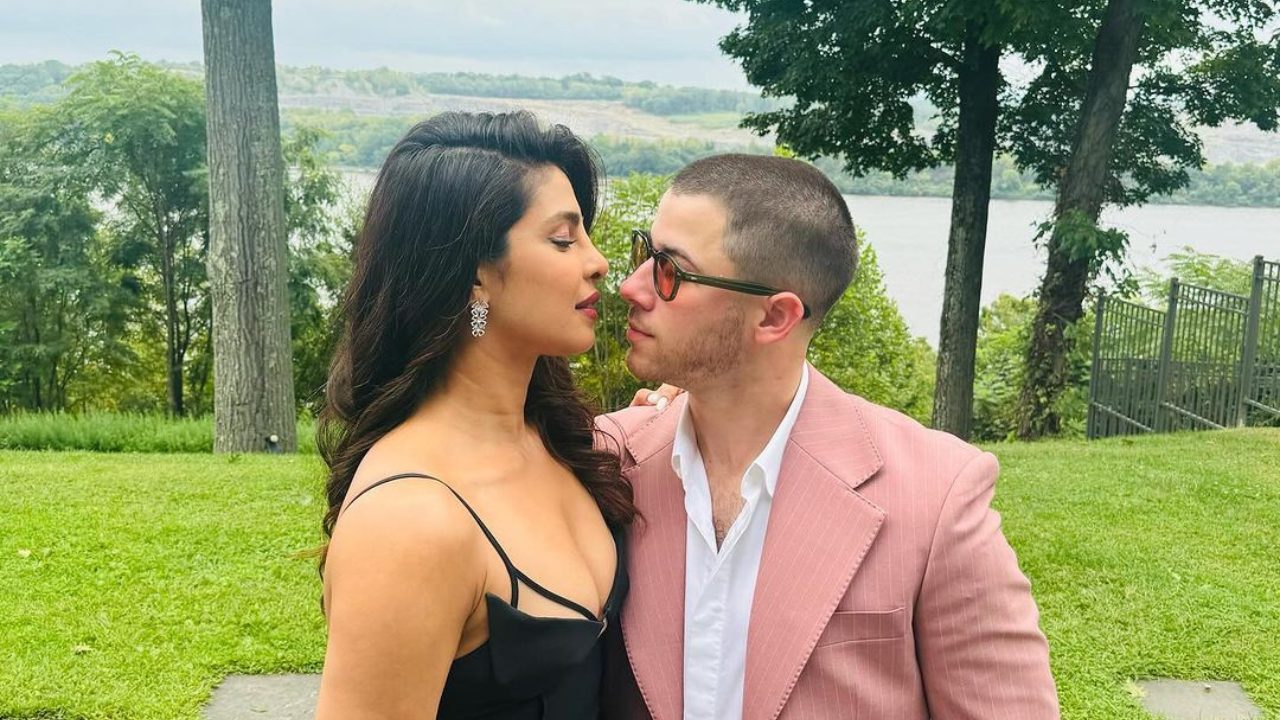 Priyanka Chopra and Nick Jonas' new look