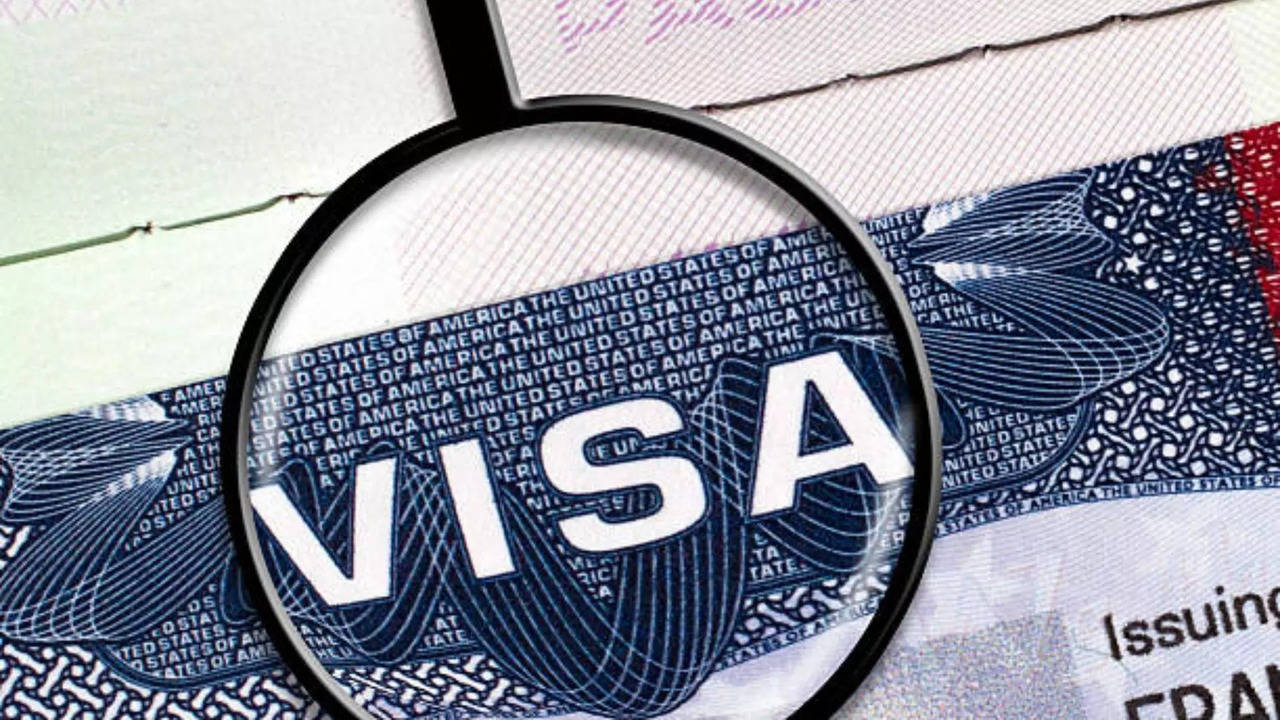 Indian Visa Application Centres in Bangladesh Open Limited Slots For Urgent Medical and Student Visas