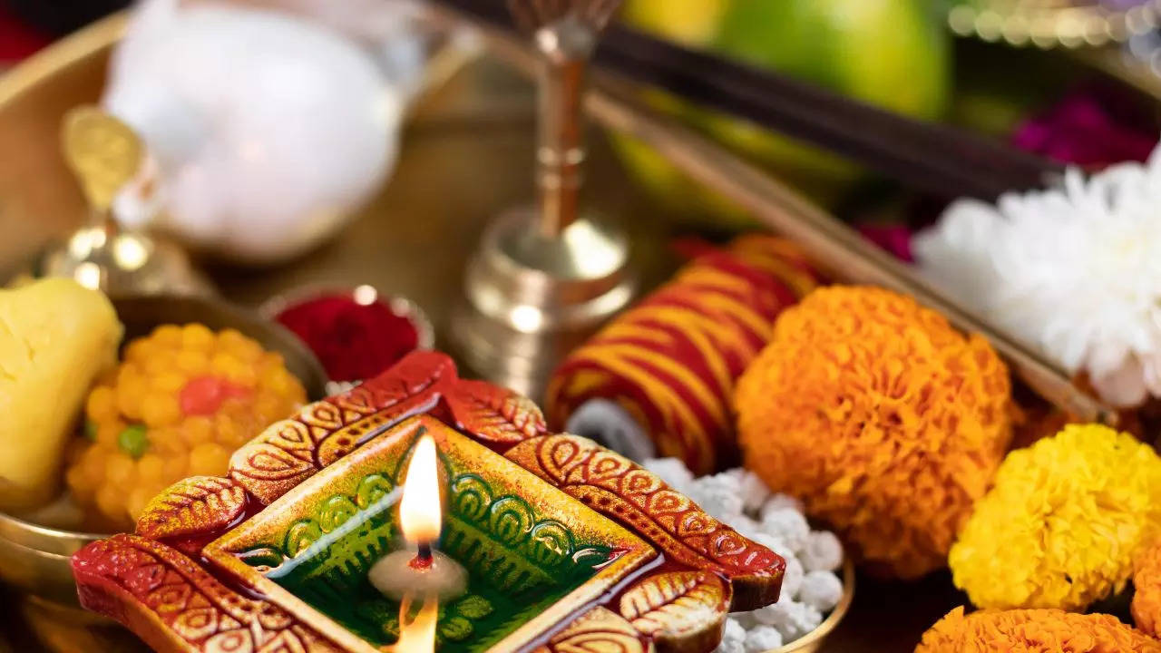 hartalika teej 2024: puja vidhi you should follow if you’re fasting for the first time