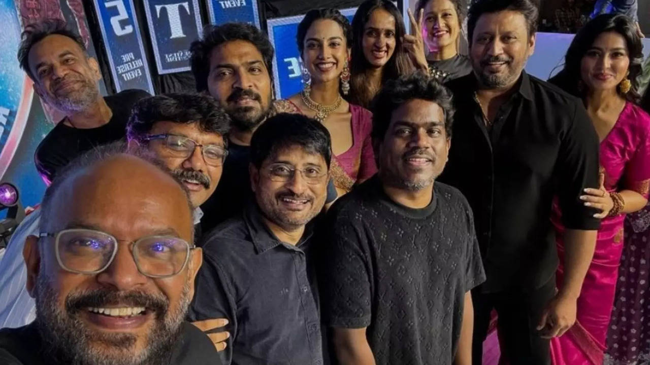 Venkat Prabhu posts selfie from GOAT event