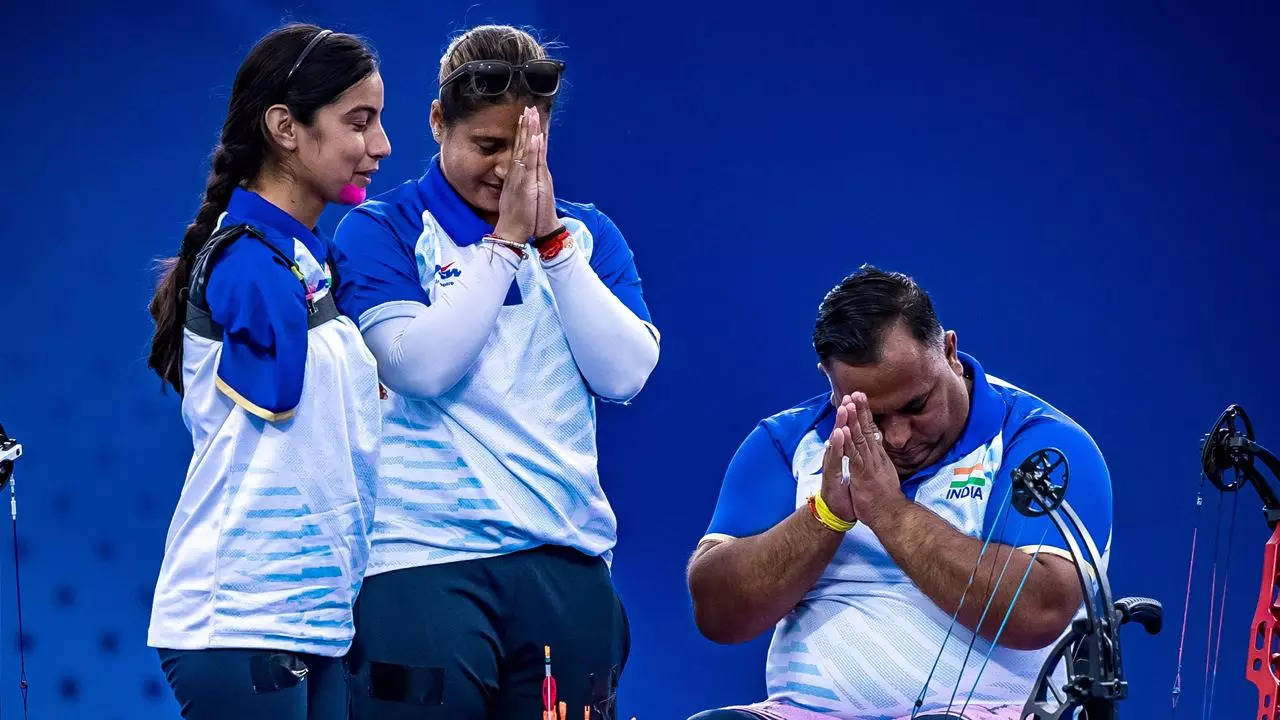 Paralympics 2024: India's Armless Archer Sheetal Devi Overwhelmed With Emotion