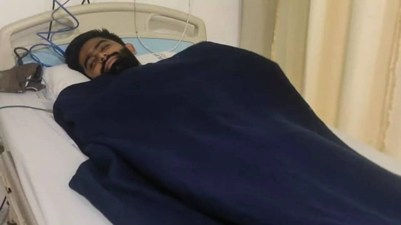 25-Year-Old Techie Posts Photo Of Him On Hospital Bed; Serves Reminder Why One Shouldn’t Sacrifice Health To Achieve Success