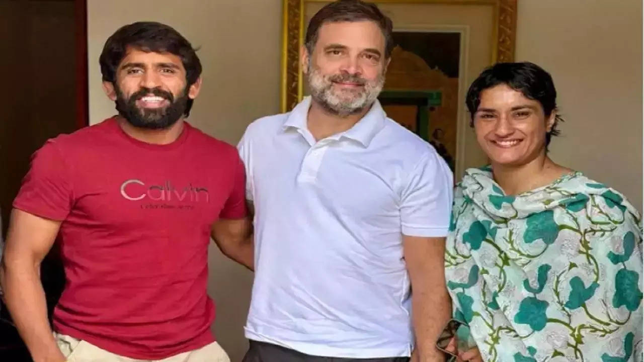 haryana assembly election 2024 bajrang punia and vinesh phogat meets rahul gandhi sparks speculation