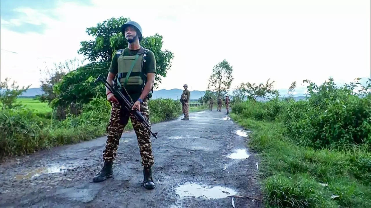 Security personnel in Imphal (ANI Photo)