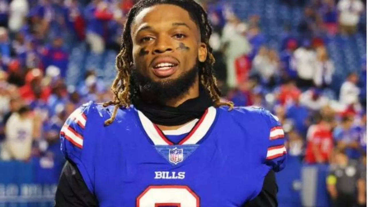 what is commotio cordis, a rare heart condition buffalo bills' damar hamlin suffered during a game last year?