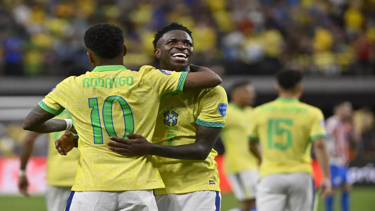 Vinicius Jr celebrates his goal