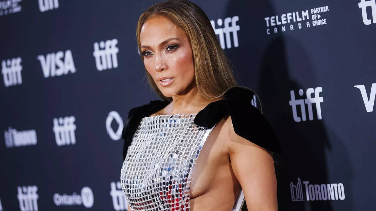 jennifer lopez is 'unstoppable' at tiff amid divorce with ben affleck, netizens call it 'revenge dress'