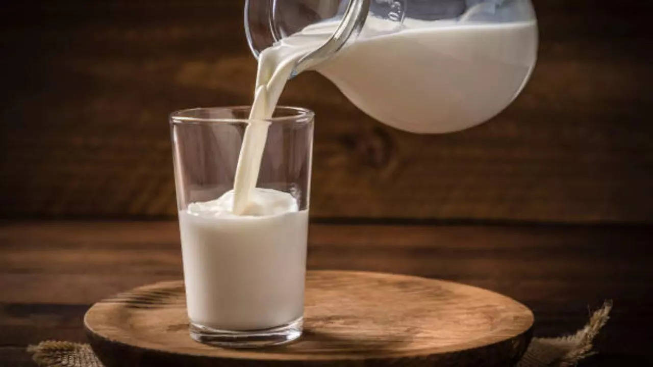 Scientists Say Raw Milk Is Becoming Hugely Popular In The US But Is Extremely Dangerous