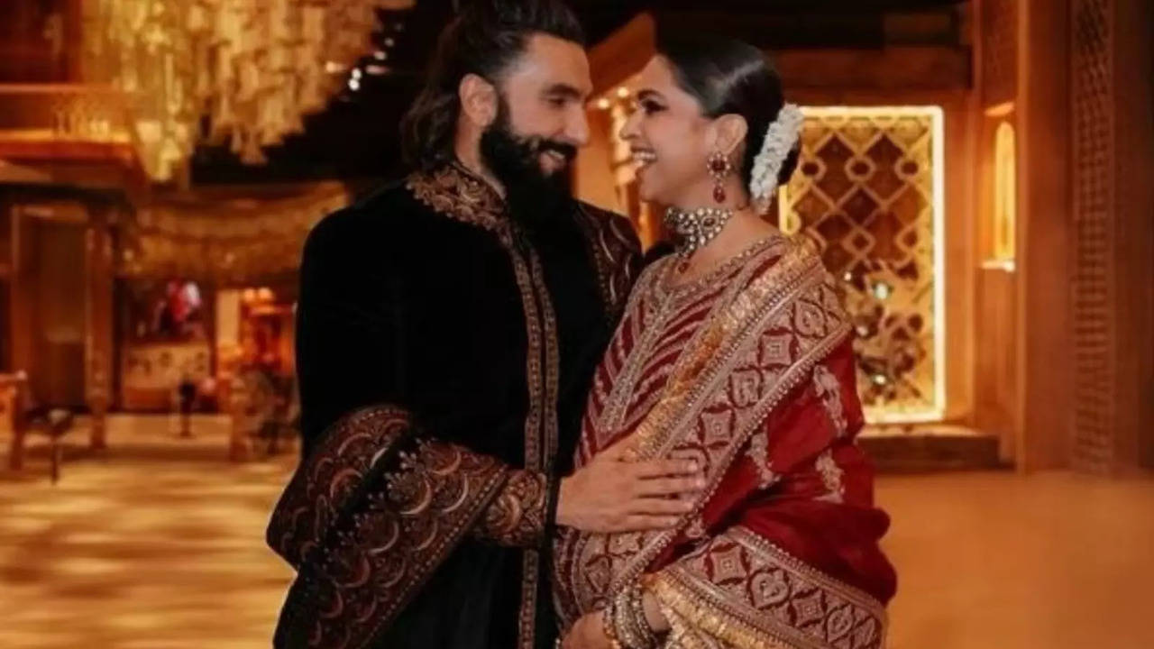 Deepika Padukone And Ranveer Singh Welcome A Baby Girl: Ridhee To Anika, Netizens Suggest Adorable Names