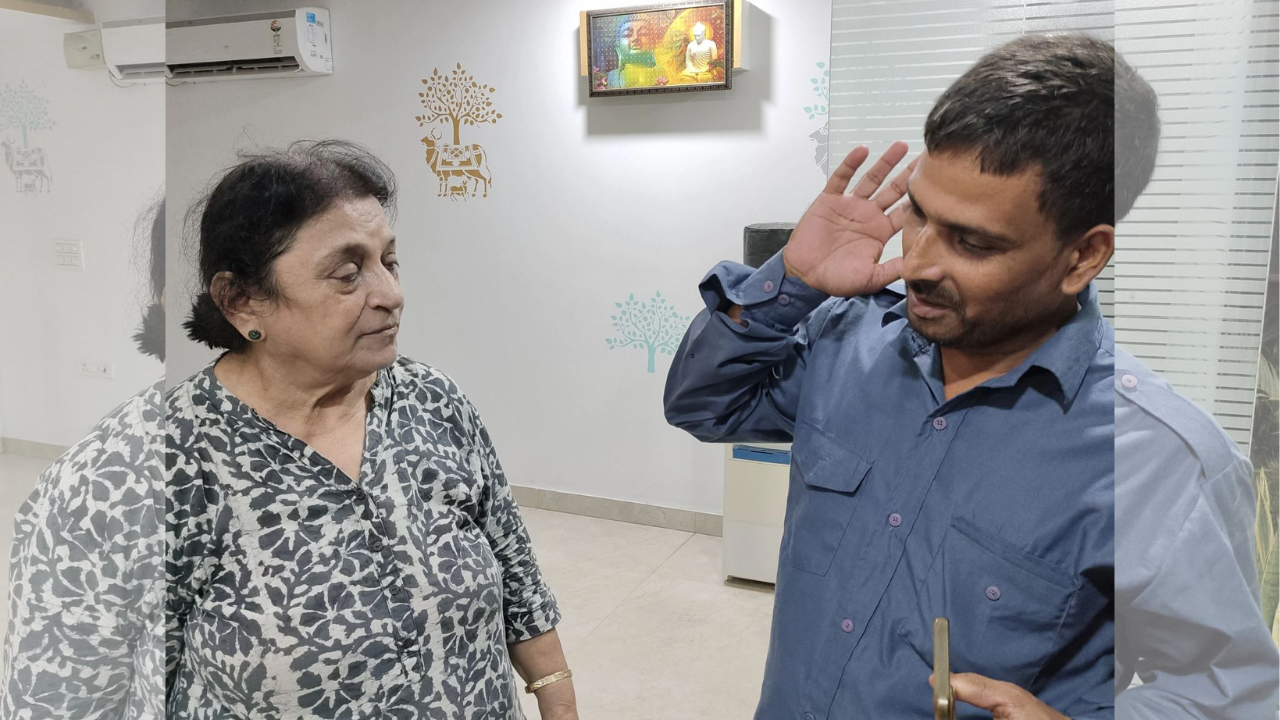 Gurugram auto driver returns woman's lost bag (Credits:LinkedIn/@Arnav Deshmukh)