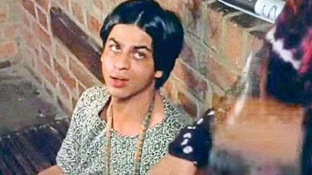 DYK: Shah Rukh Khan Played Gay In THIS Arundhati Roy's National Award-Winning Film