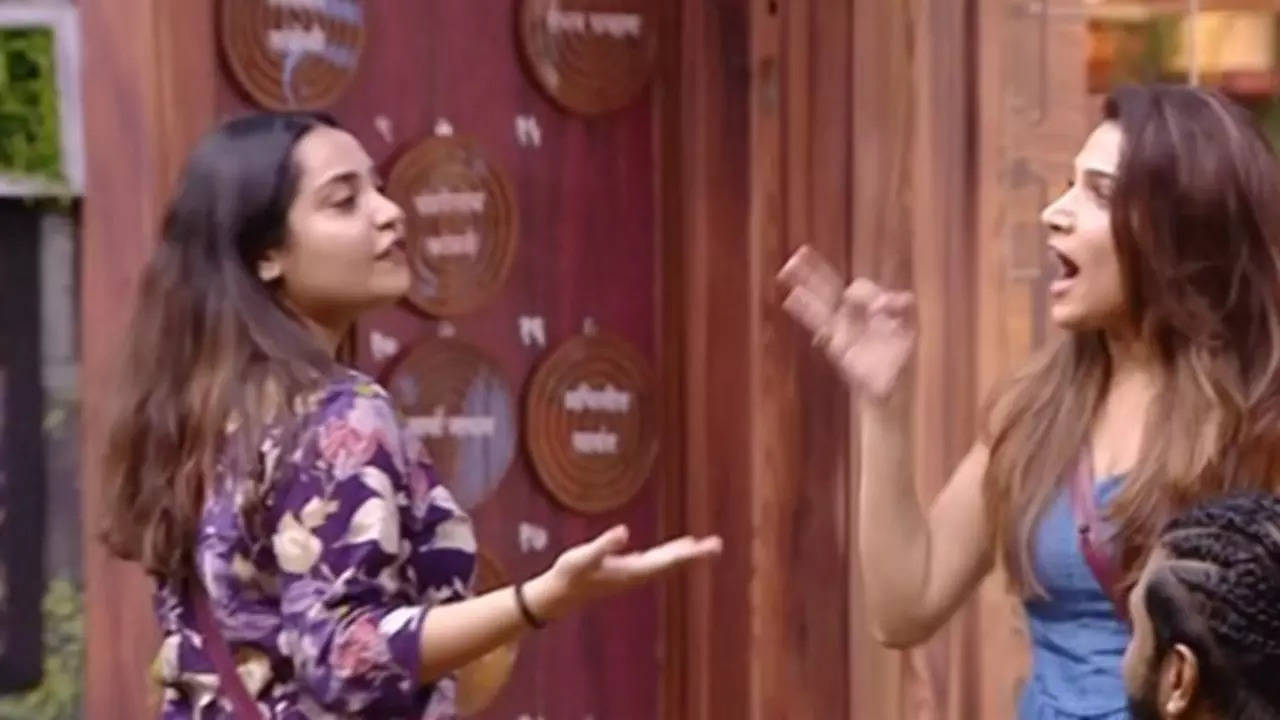 bigg boss marathi 5 jahnavi killekar and aarya jadhav fights again after patch up video viral