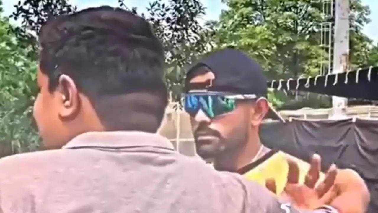 Babar Azam's RUDE Reaction To Fan Asking For Picture Goes VIRAL, Draws Criticism- WATCH