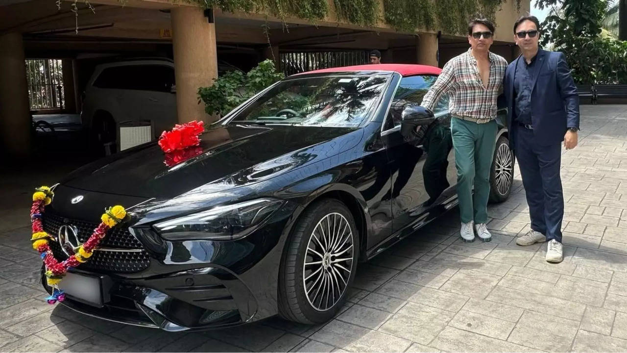 Shekhar Suman Mercedes Times Drive