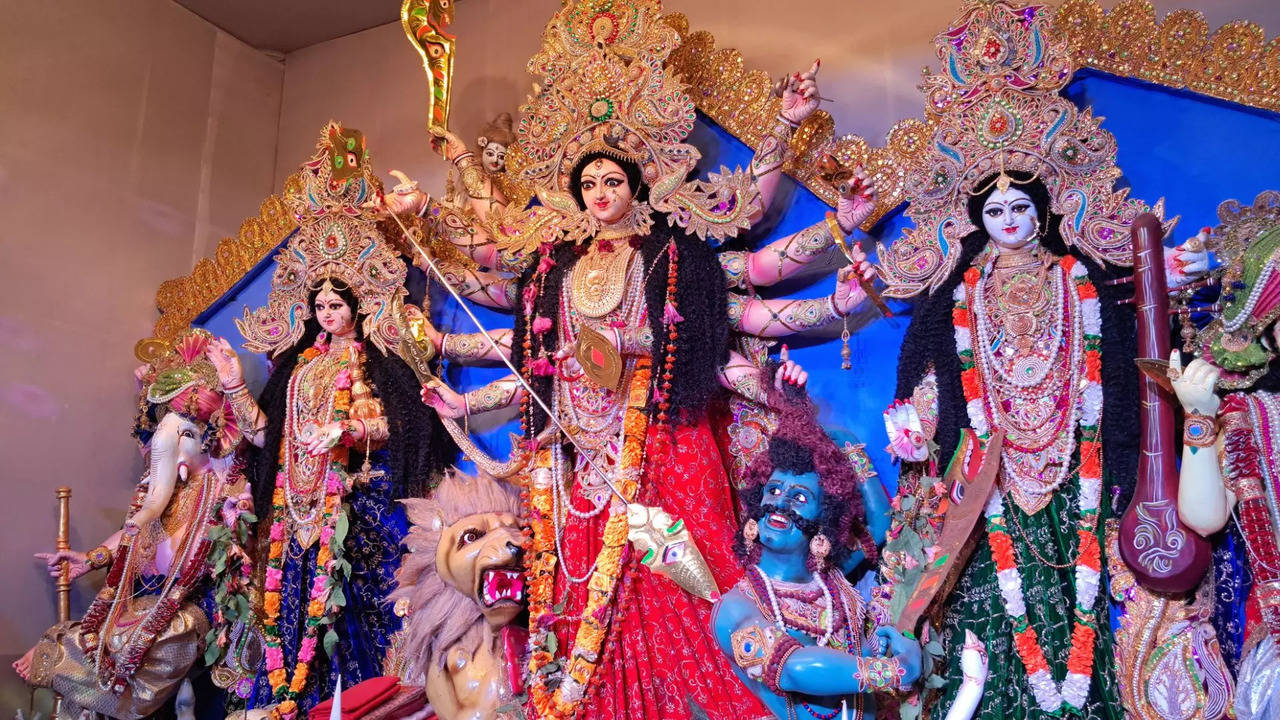 bangladesh interim government asks hindus to stop durga puja during namaz and azaan