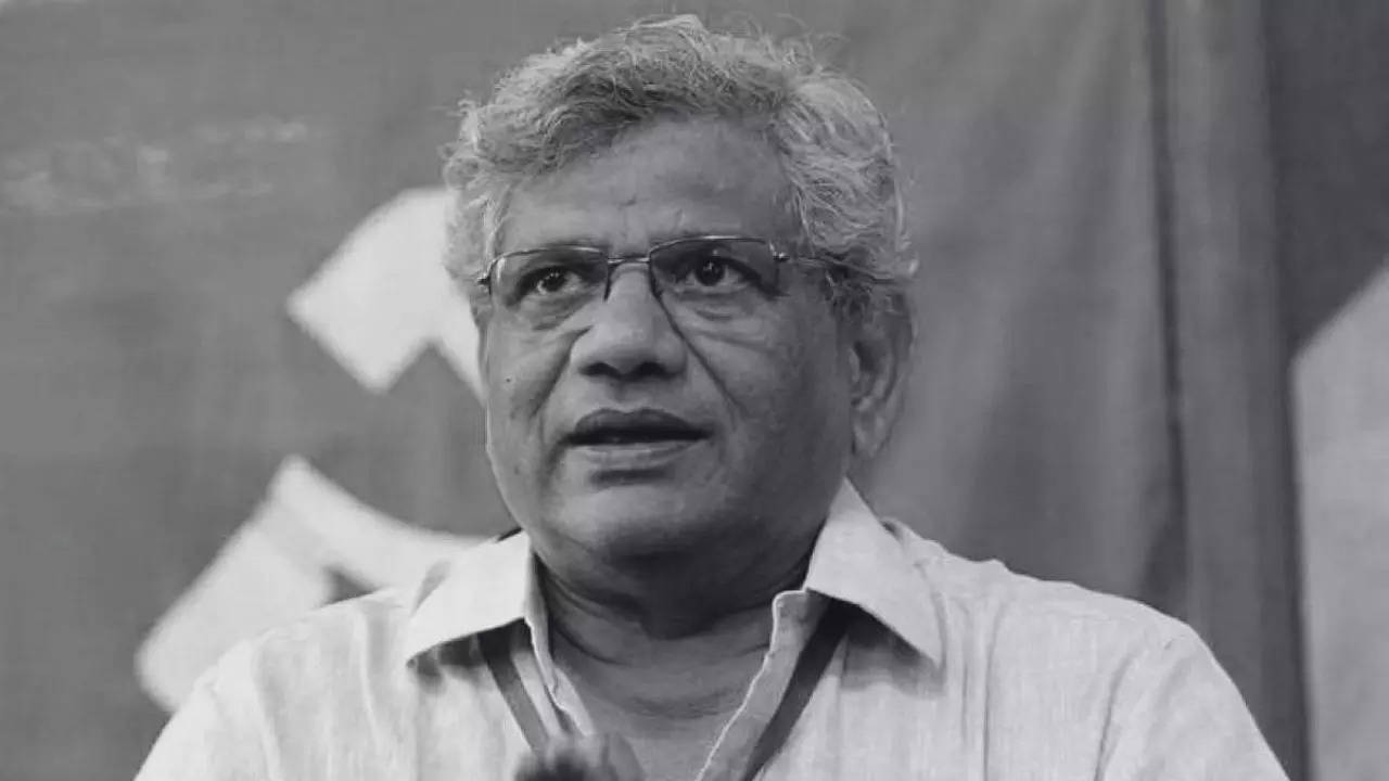 sitaram yechury death mamata banerjee rahul gandhi akhilesh yadav pay tribute to sitaram yechury