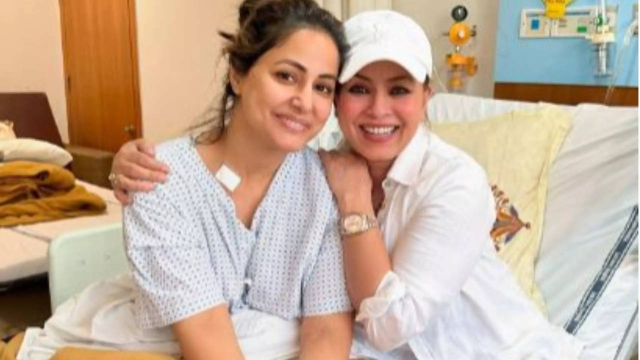 Cancer Patient Hina Khan Shares How Survivor Mahima Chaudhary Has Been Supporting Her