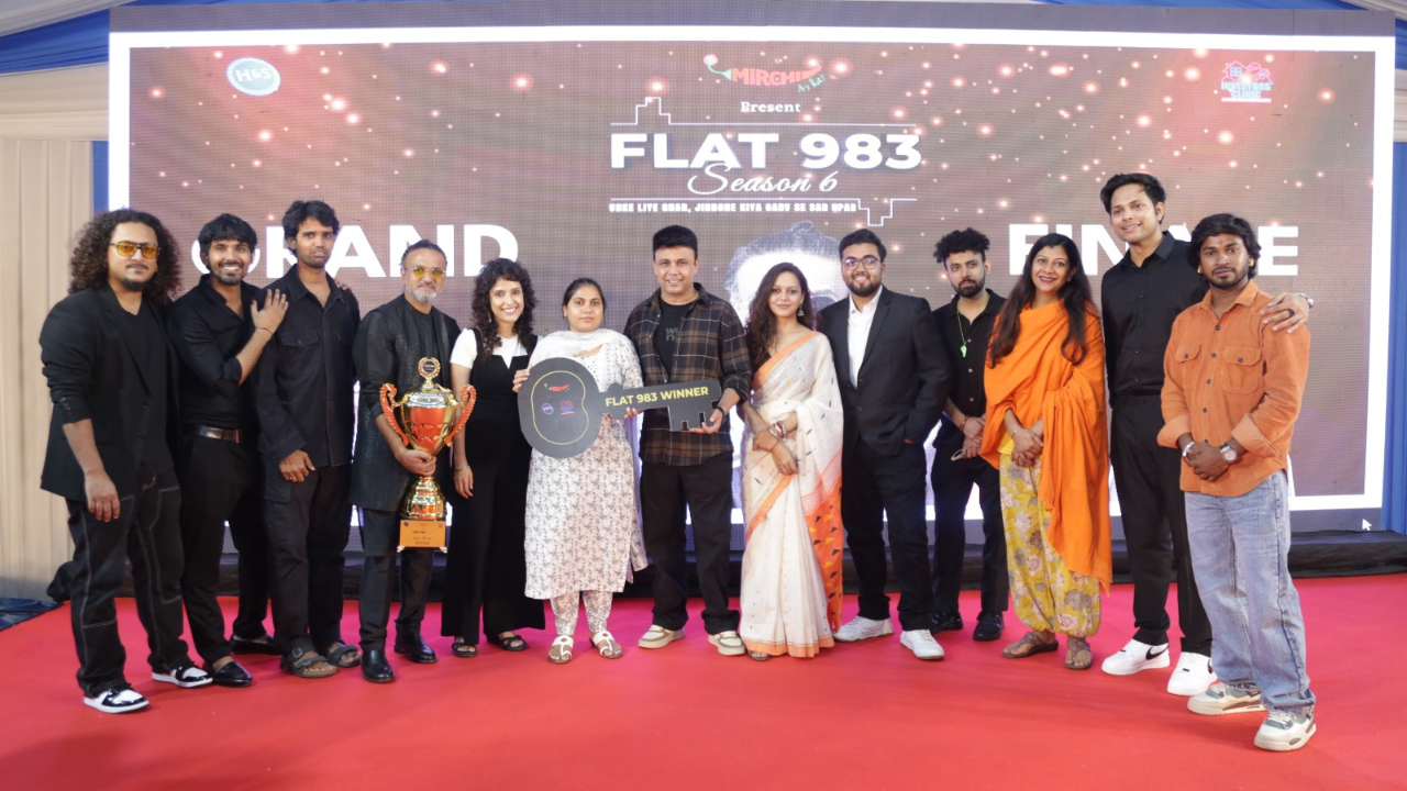 Mirchi's FLAT 983 Season 6 Celebrates Unsung Heroes, Awards Dream Flat To Pooja Sharma