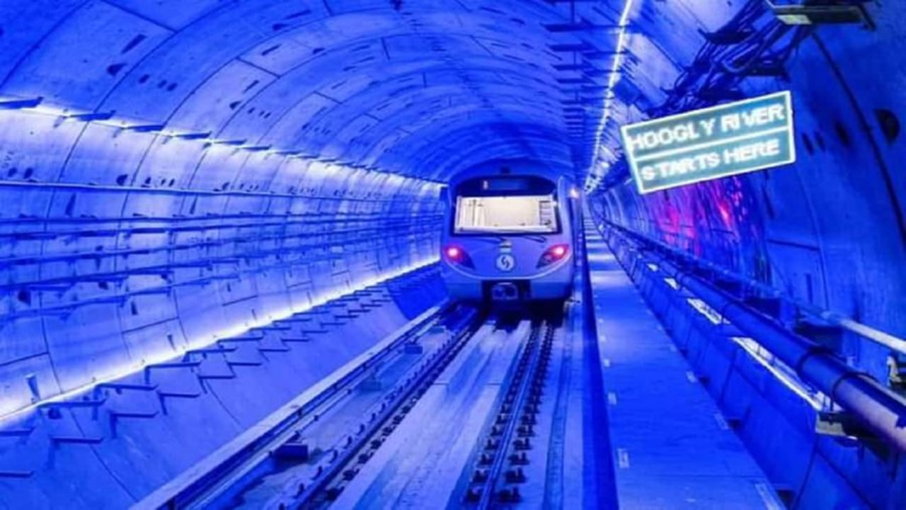 Kolkata metro