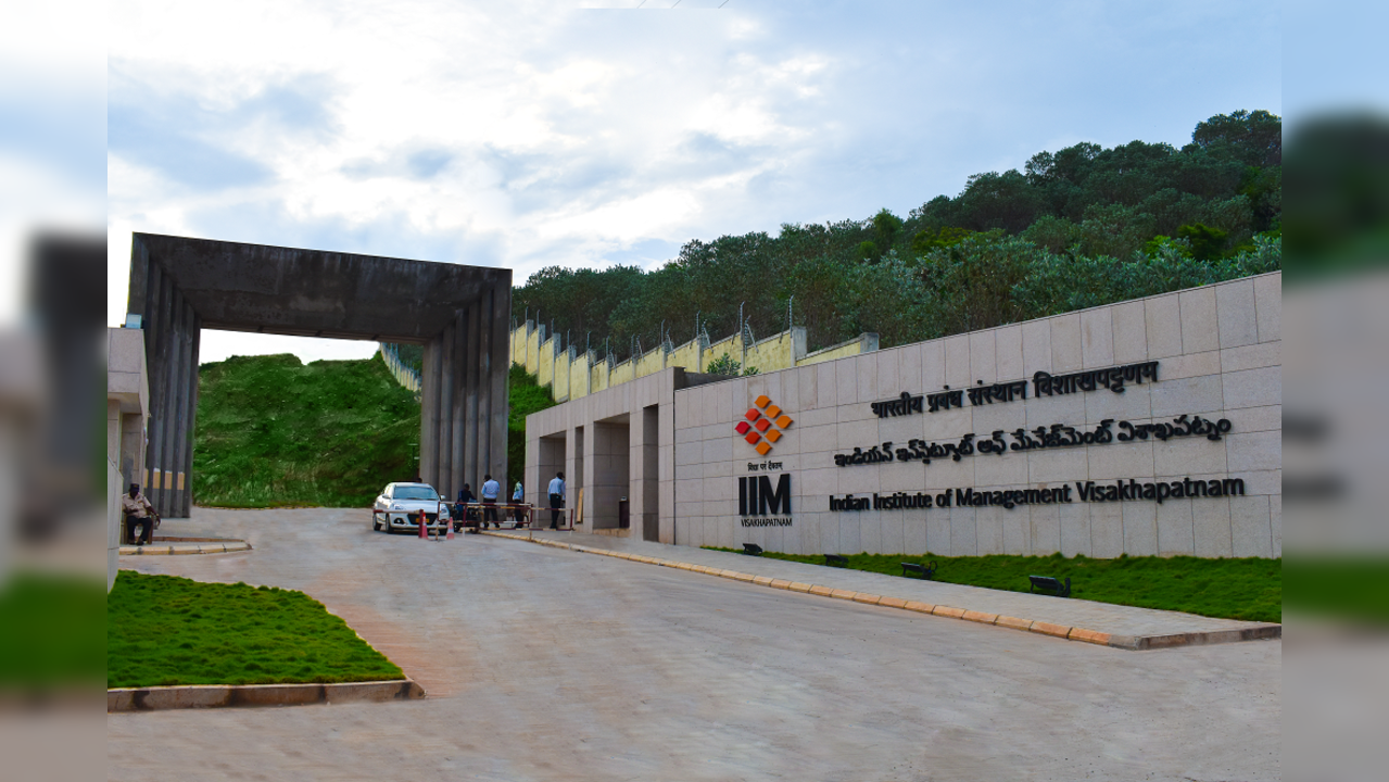 IIM Visakhapatnam, TimesPro Opens Winter Intake for Executive MBA Programme