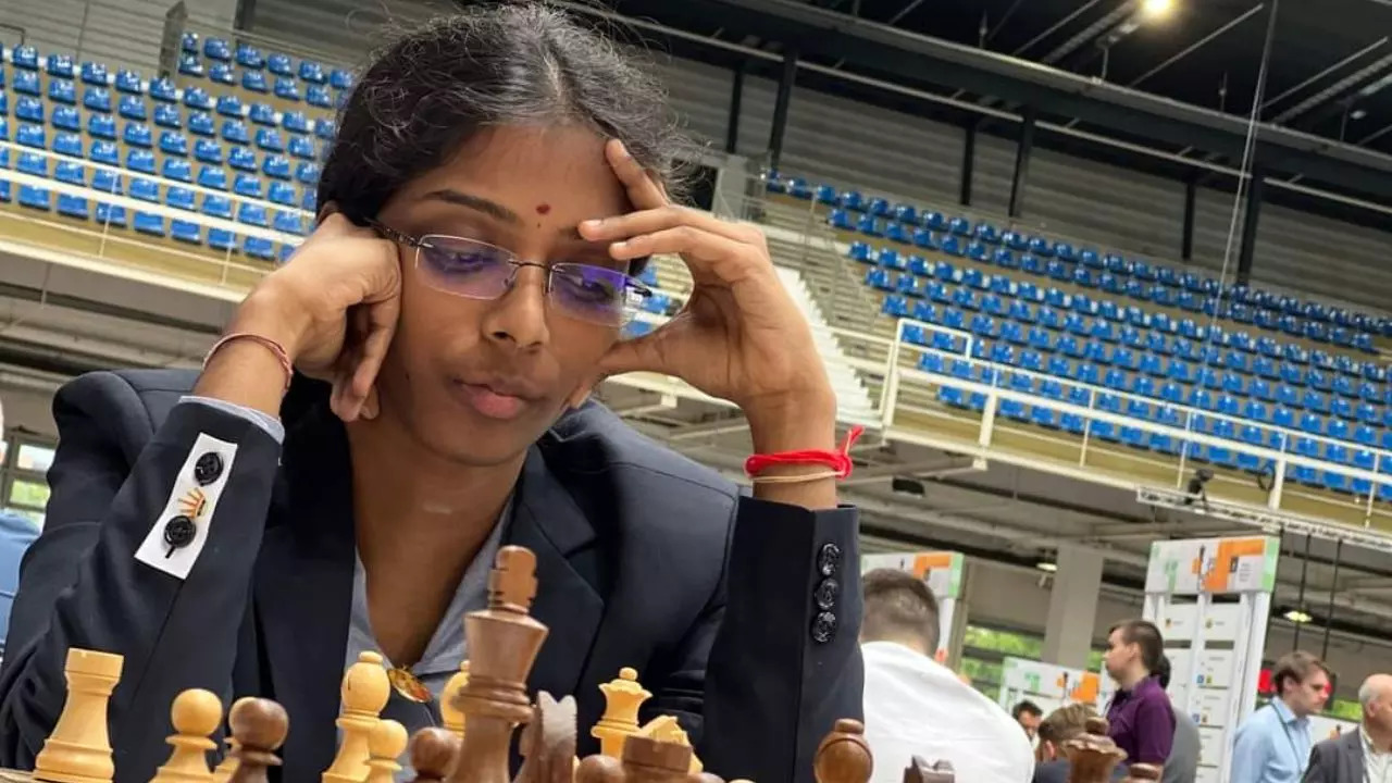 Chess Olympiad: Indian Women Defeat Switzerland 3-1